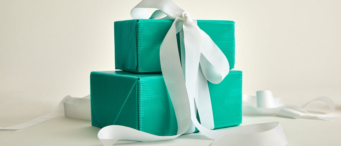 A Doré Guide to Holiday Soirées