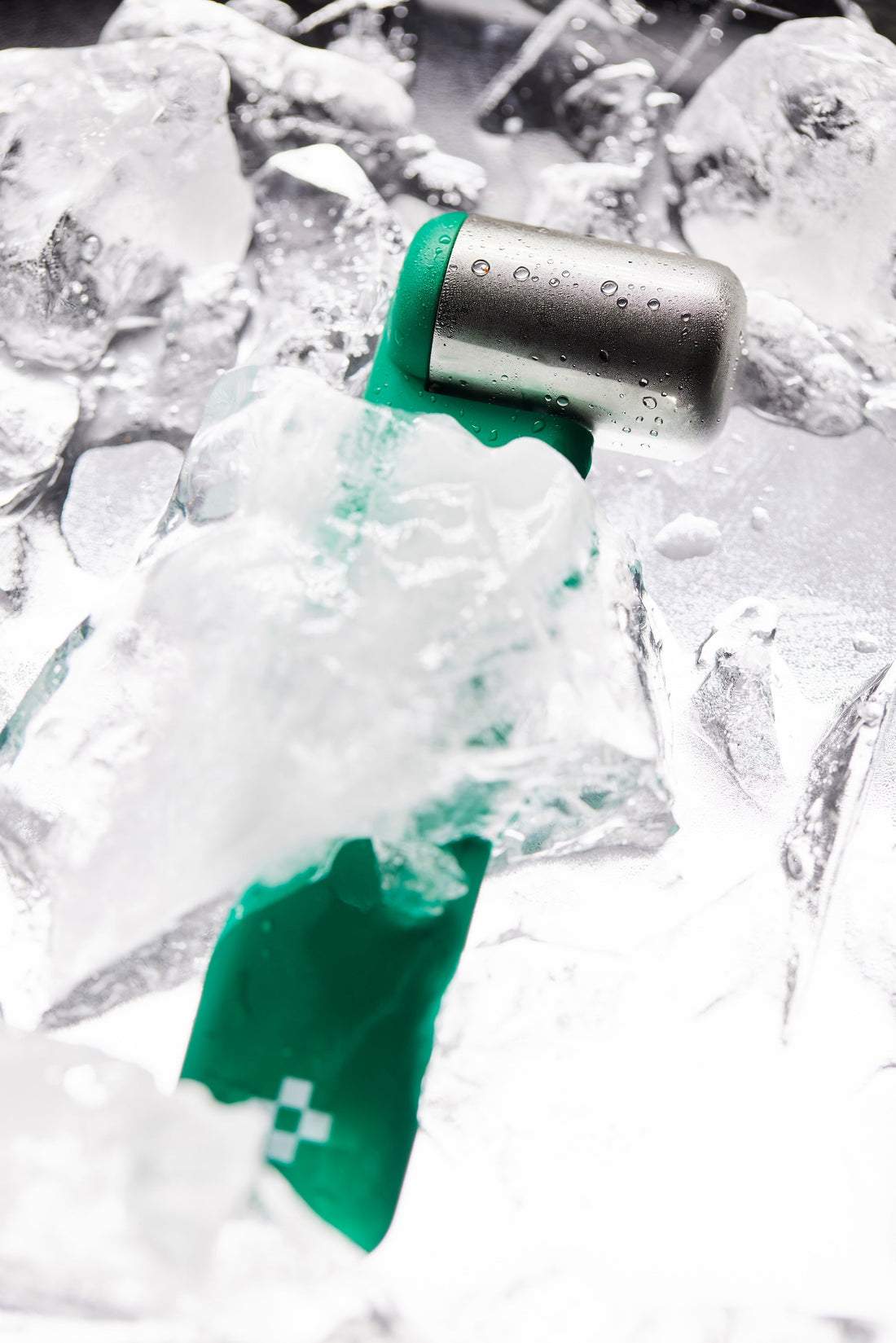 The Benefits of Facial Ice Rolling