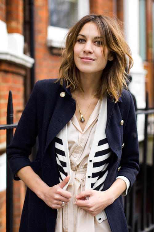 Alexa Chung Photo