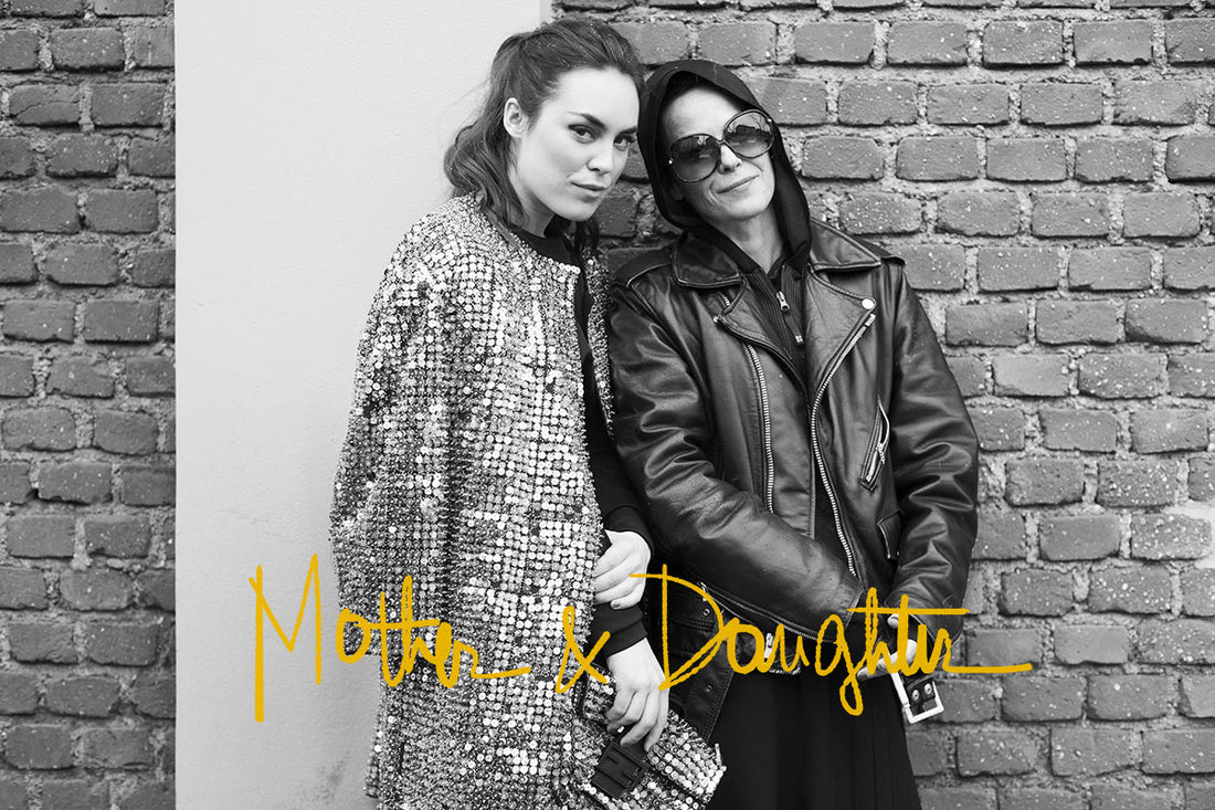 <!--:en-->Mother & Daughter<!--:--><!--:fr-->Mother & Daughter<!--:-->