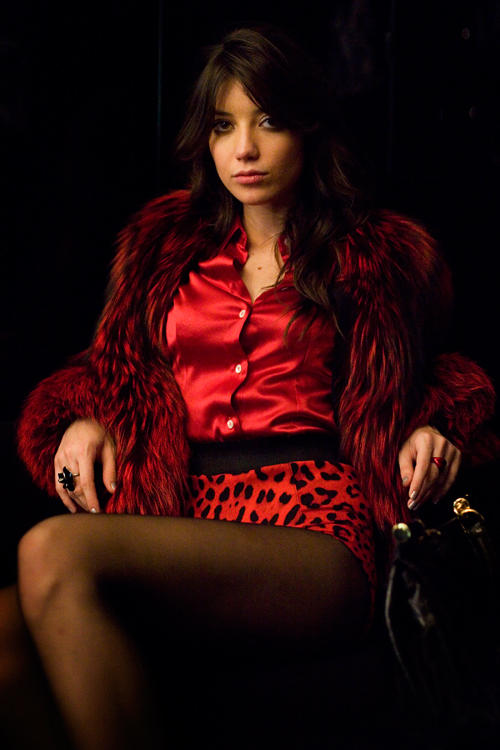 Daisy Lowe Photo