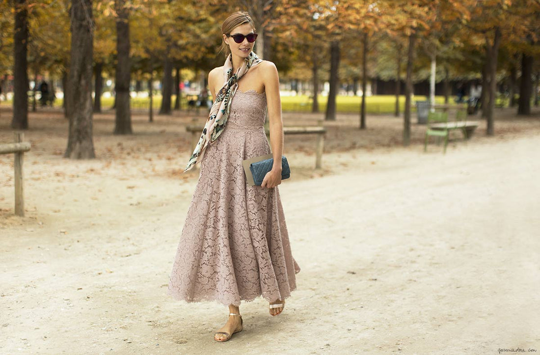 <!--:en-->Falling For Dresses<!--:--><!--:fr-->Falling For Dresses<!--:-->
