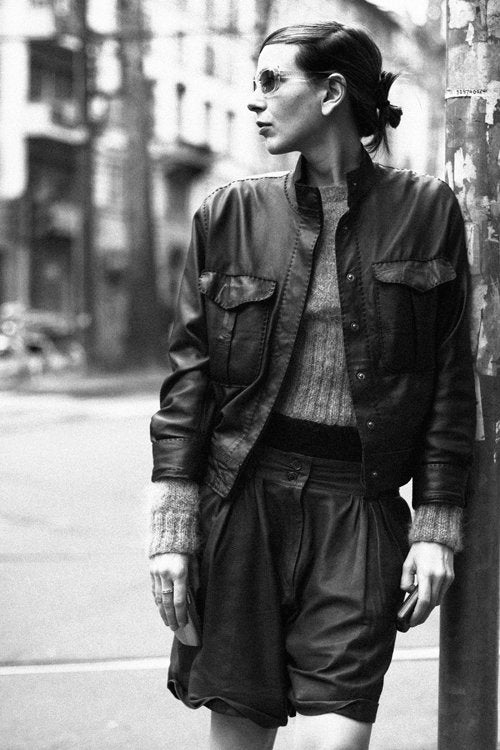 <!--:en-->How To... <BR><em>have fun with your leather shorts</em><!--:--><!--:fr-->How To... <BR><em>have fun with your leather shorts</em><!--:-->